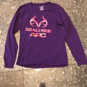 purple and pink long sleeve shirt